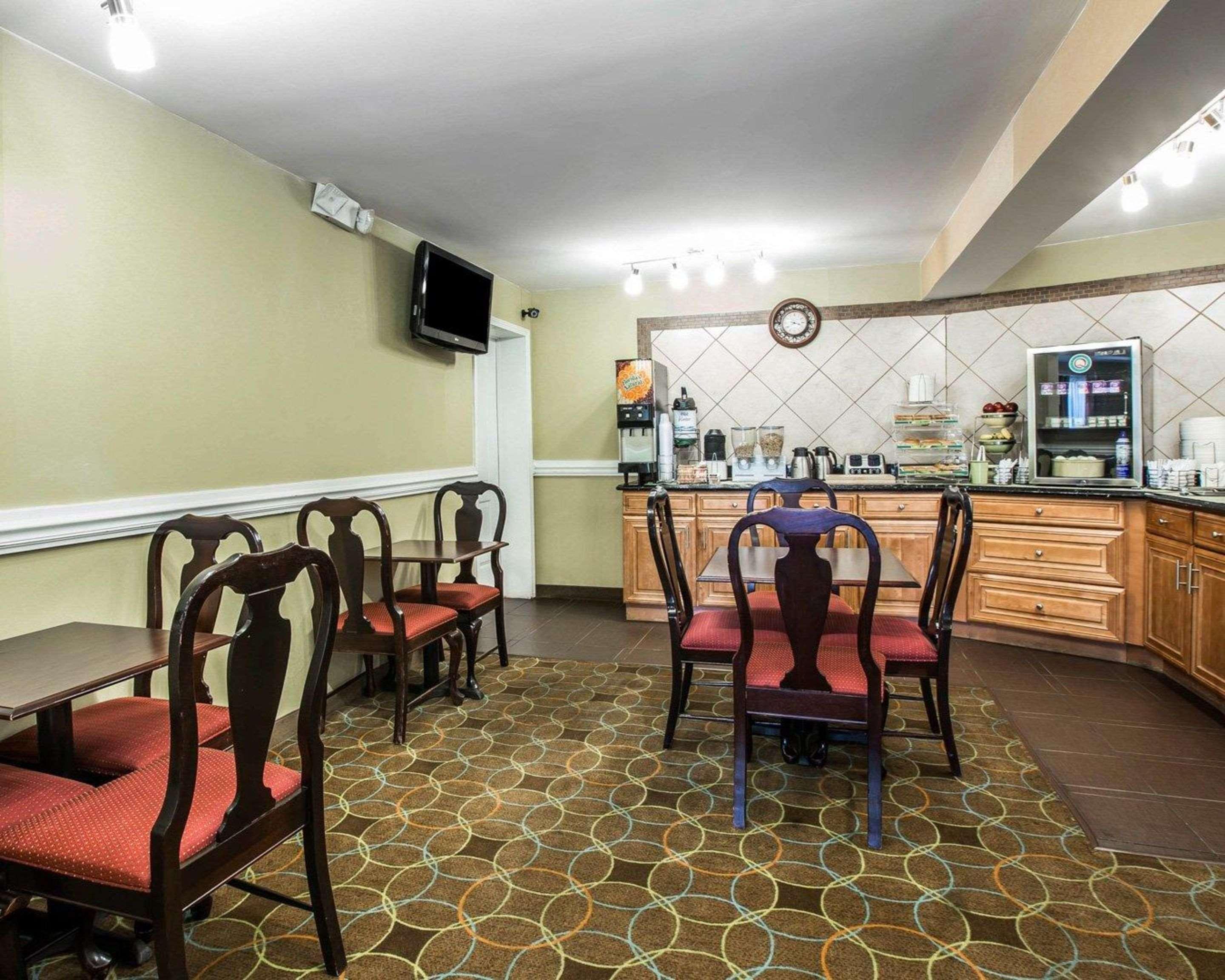 Quality Inn Greenwood Hwy 25 Екстериор снимка
