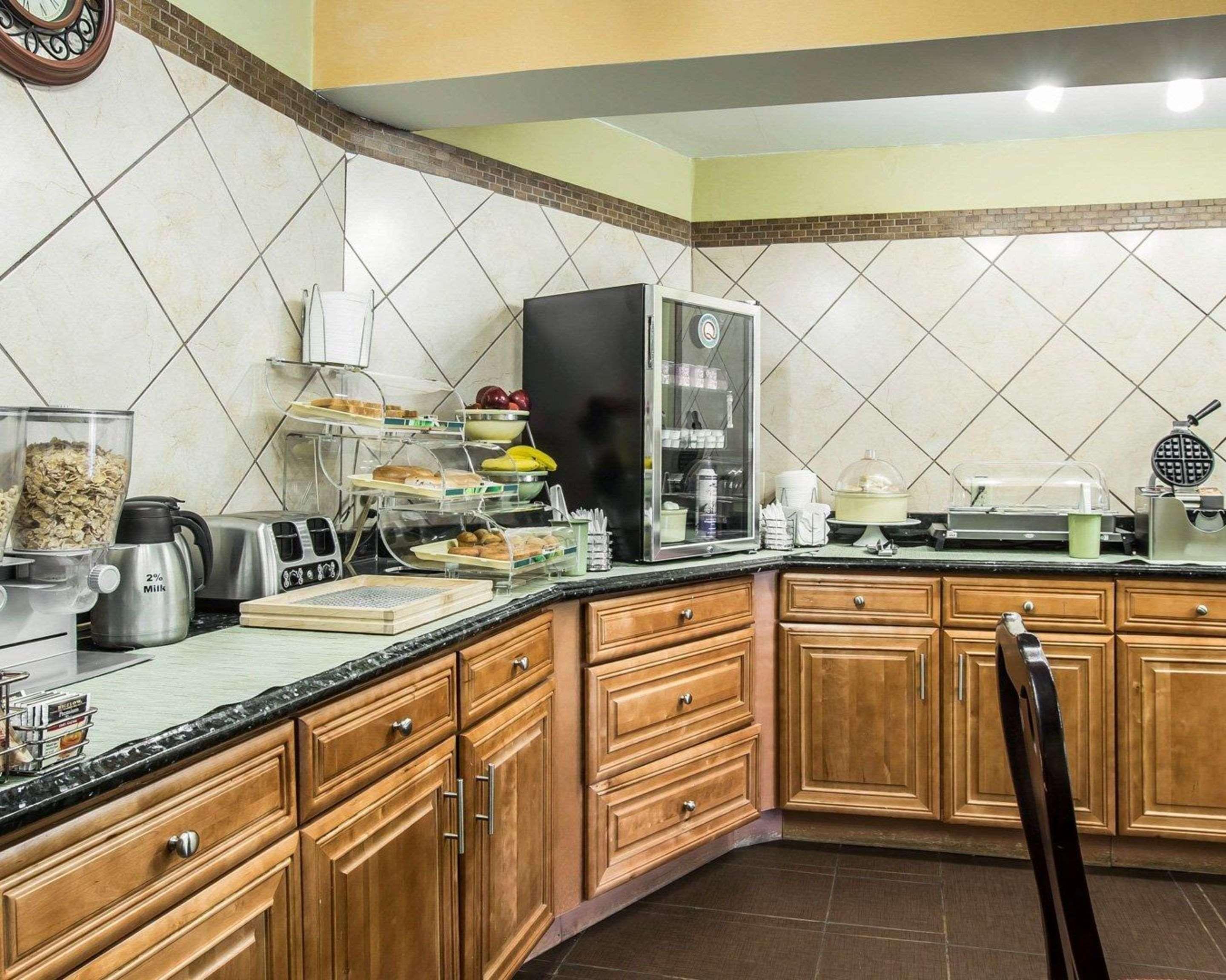 Quality Inn Greenwood Hwy 25 Екстериор снимка
